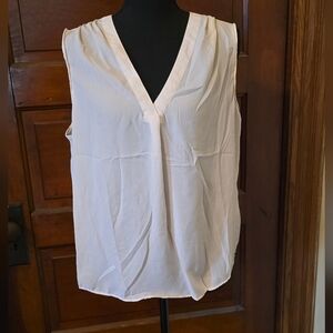 V-Neck Sleeveless Camisole Tank Top - Cream